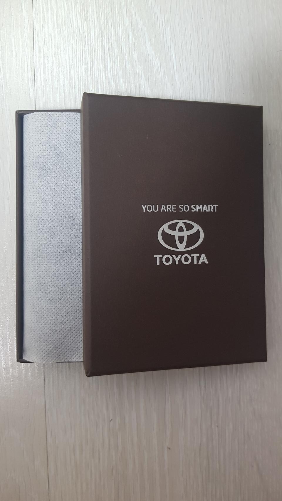 도요타 여권 지갑