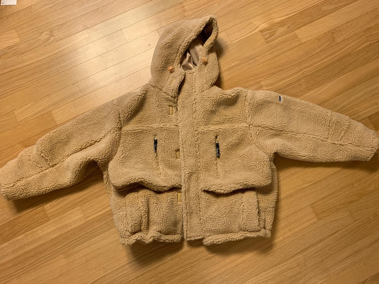 양털자켓, 양털봄버 새제품 판매합니다