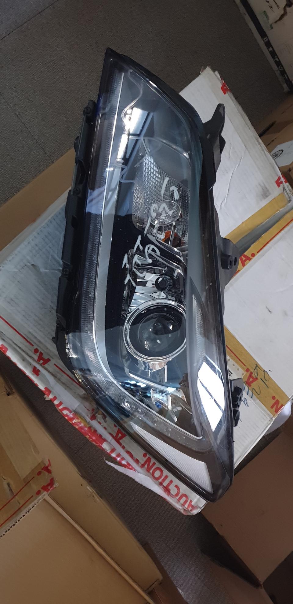 제네시스DH 순정HID라이트어셈블리(LH)품번92101-B1170