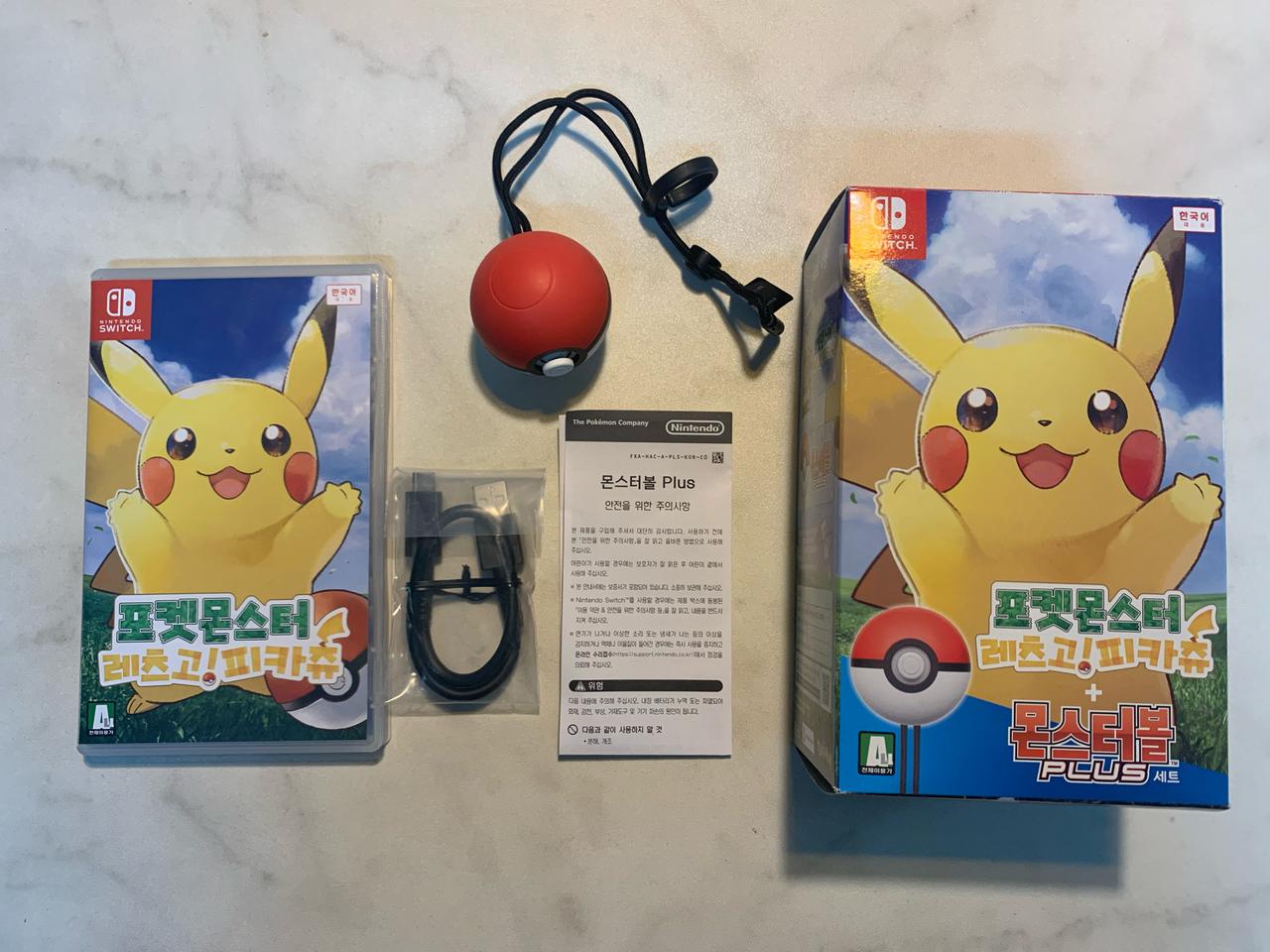 닌텐도스위치 포켓몬(피카츄) + 몬스터볼 -(택포5.3)
