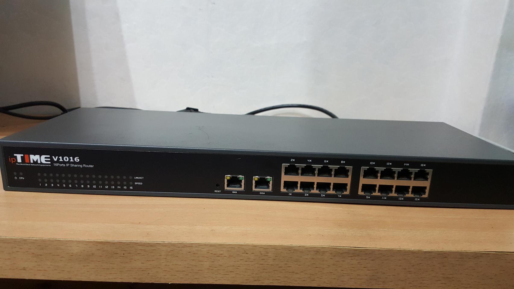iptime 16포트 공유기 팝니다.