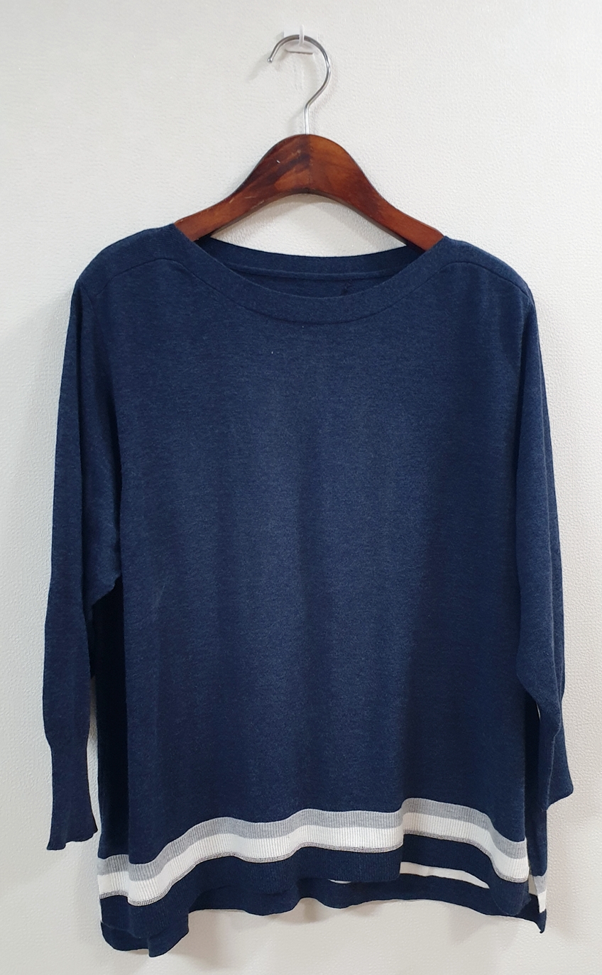 질좋은 니트 블라우스  저렴하게 팝니다