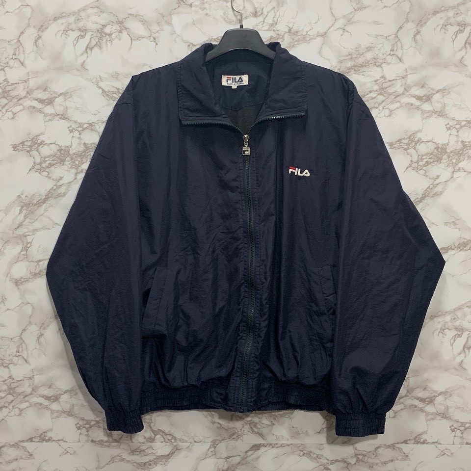 [L] 휠라 네이비 바람막이