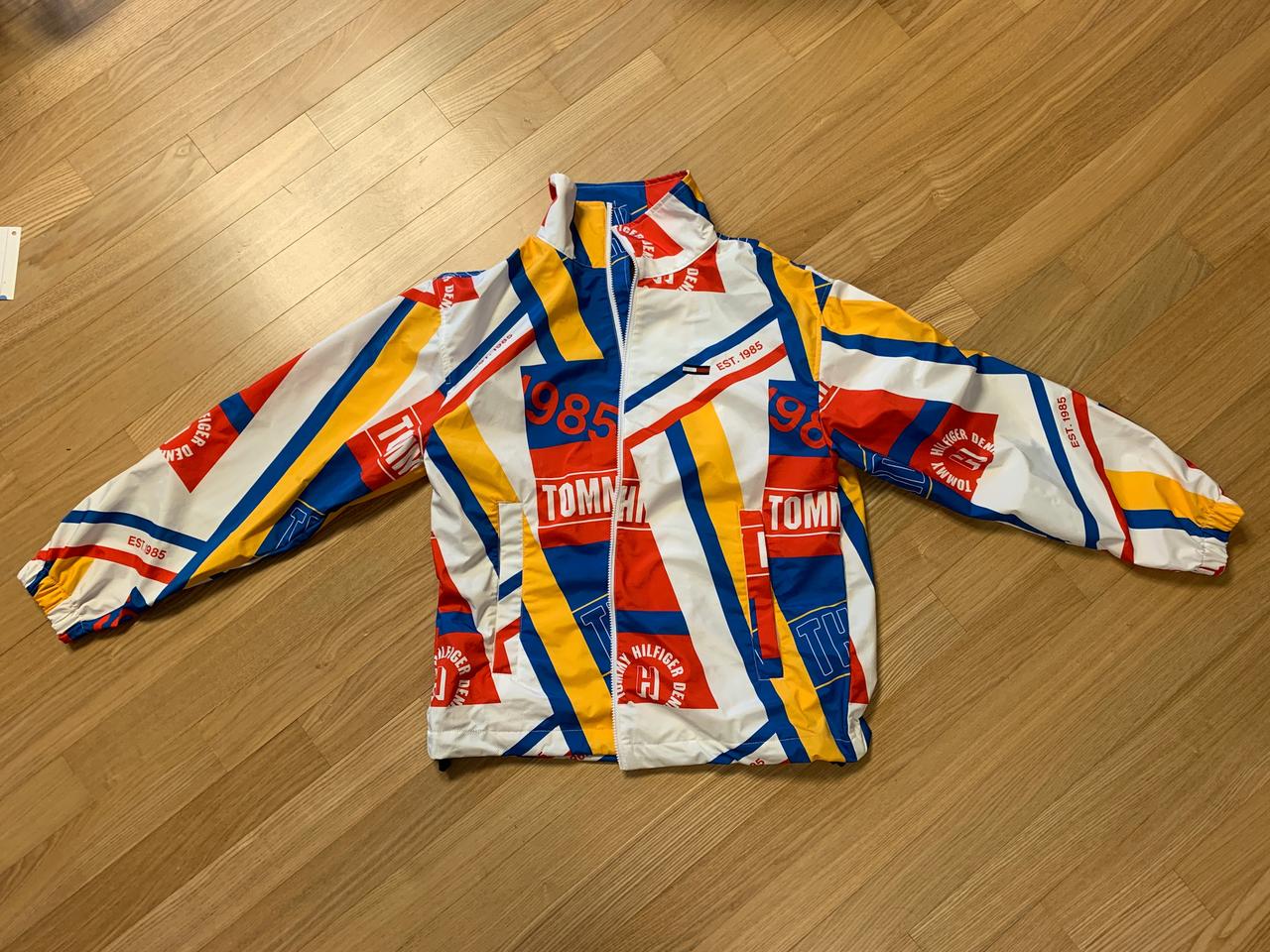 타미힐피거 바람막이 자켓 새옷!!!