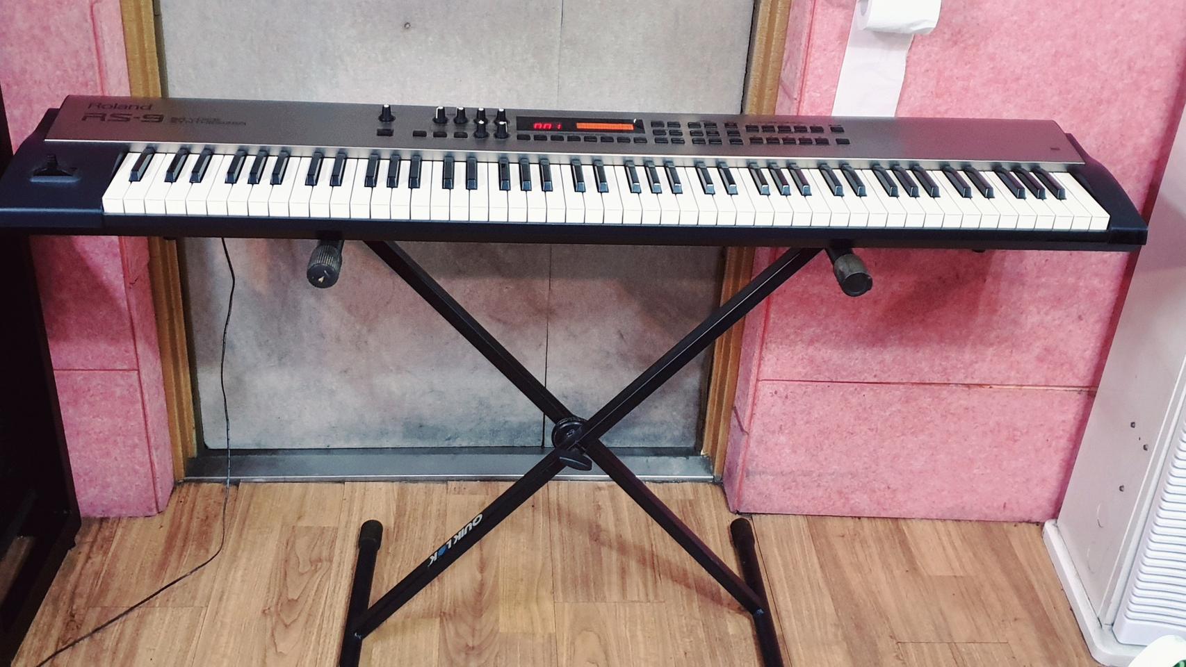 신디사이저중고 Roland RS 9 로랜드 88건반