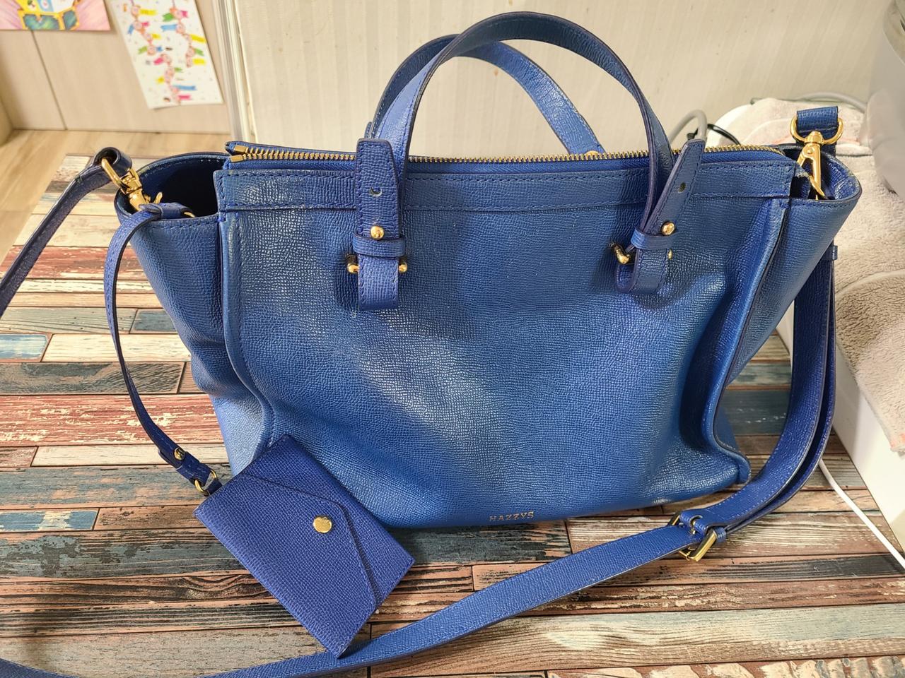 정품 헤지스가방