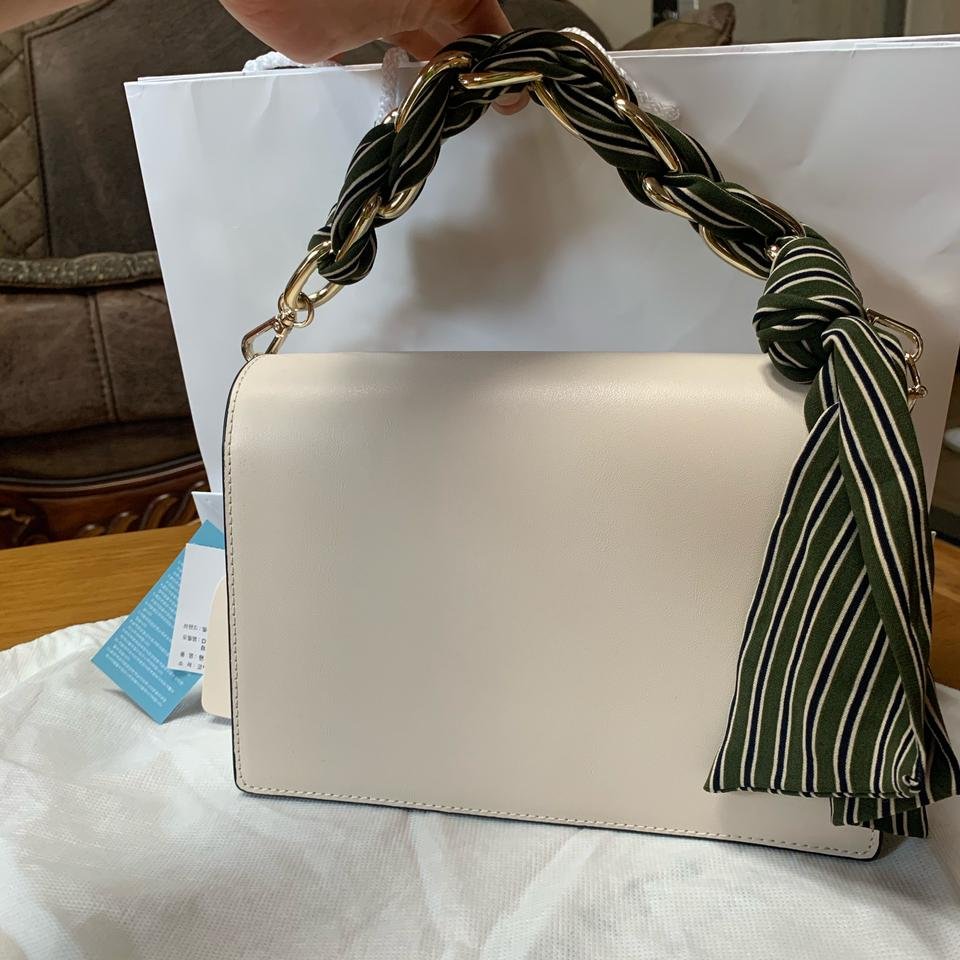 델라스텔라 소가죽 가방 (새상품) | 세컨웨어(헬로마켓) 델라스텔라 소가죽 가방 (새상품) | 세컨웨어(헬로마켓)