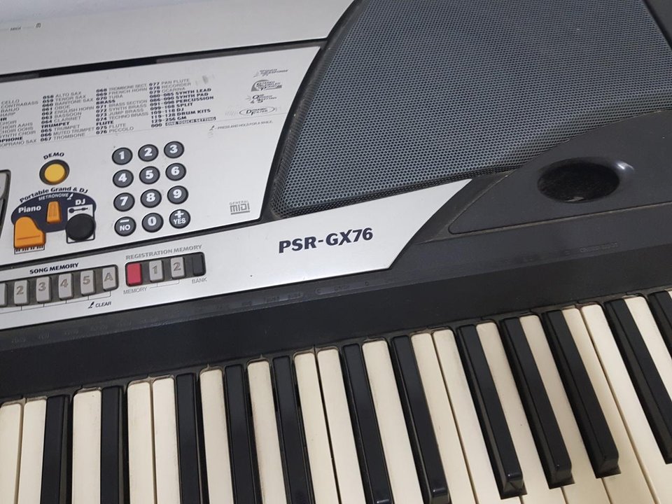 YAMAHA PSR GX76 yamaha-psr-gx76