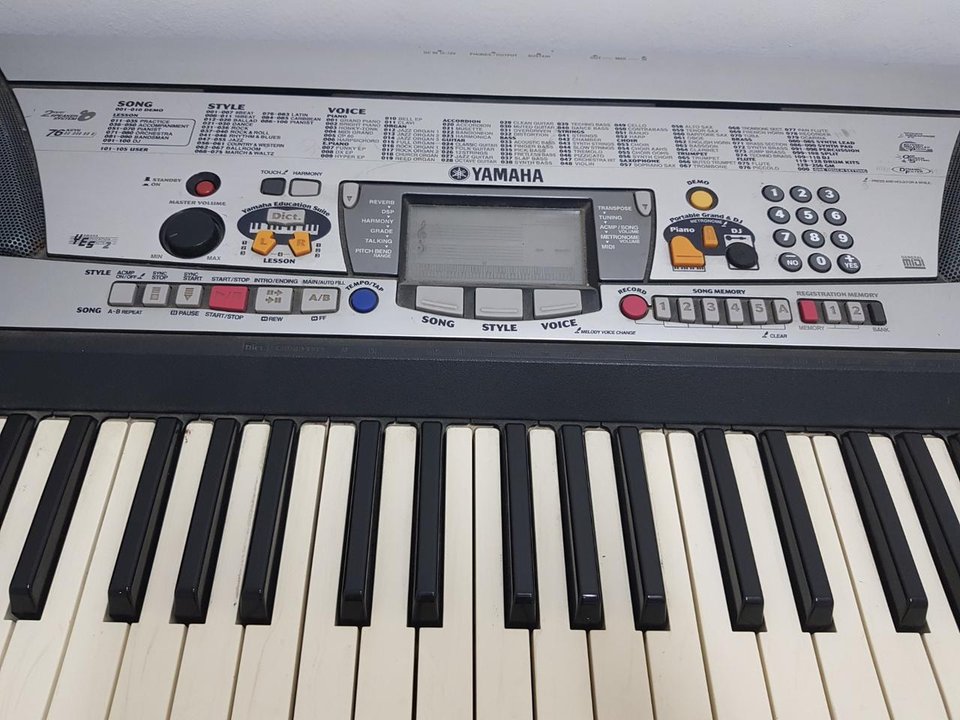 YAMAHA PSR GX76 yamaha-psr-gx76