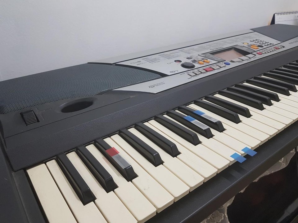 YAMAHA PSR GX76 yamaha-psr-gx76
