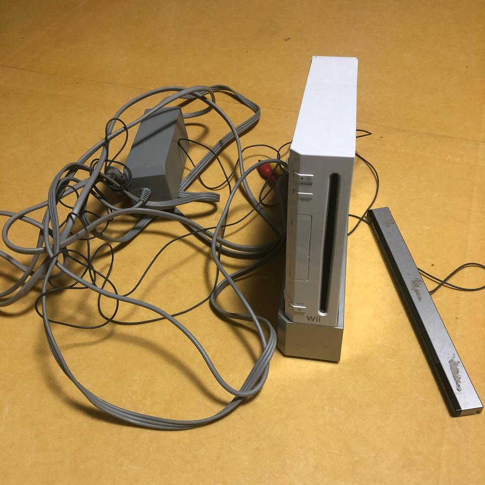 중고 닌텐도 wii 판매 합니다. ( CD 다 드림 )