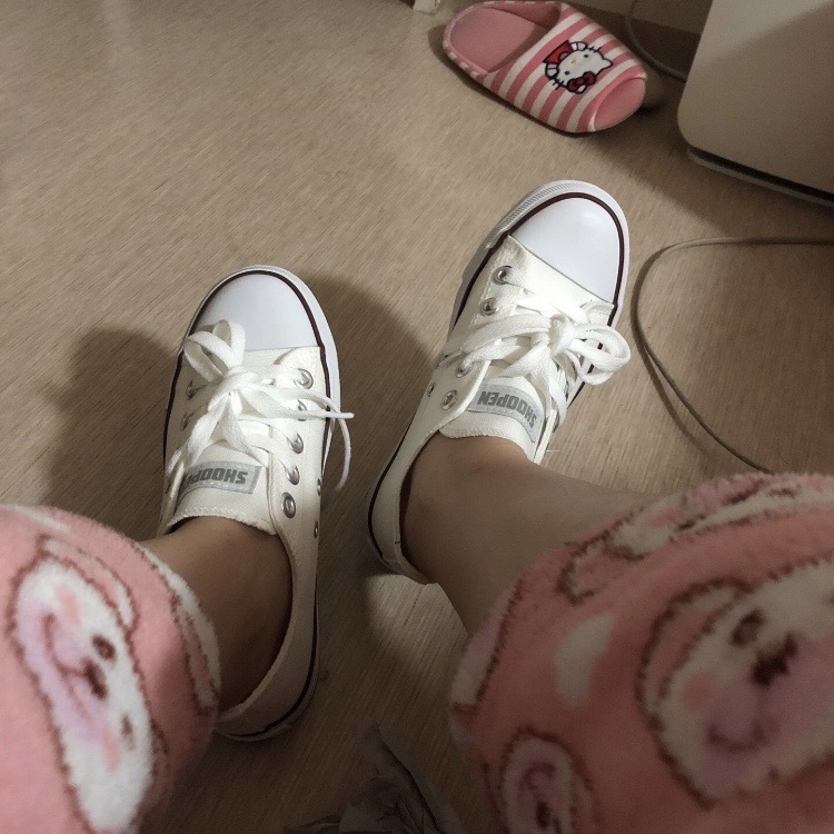 슈펜 로우컷 베이직 스니커즈