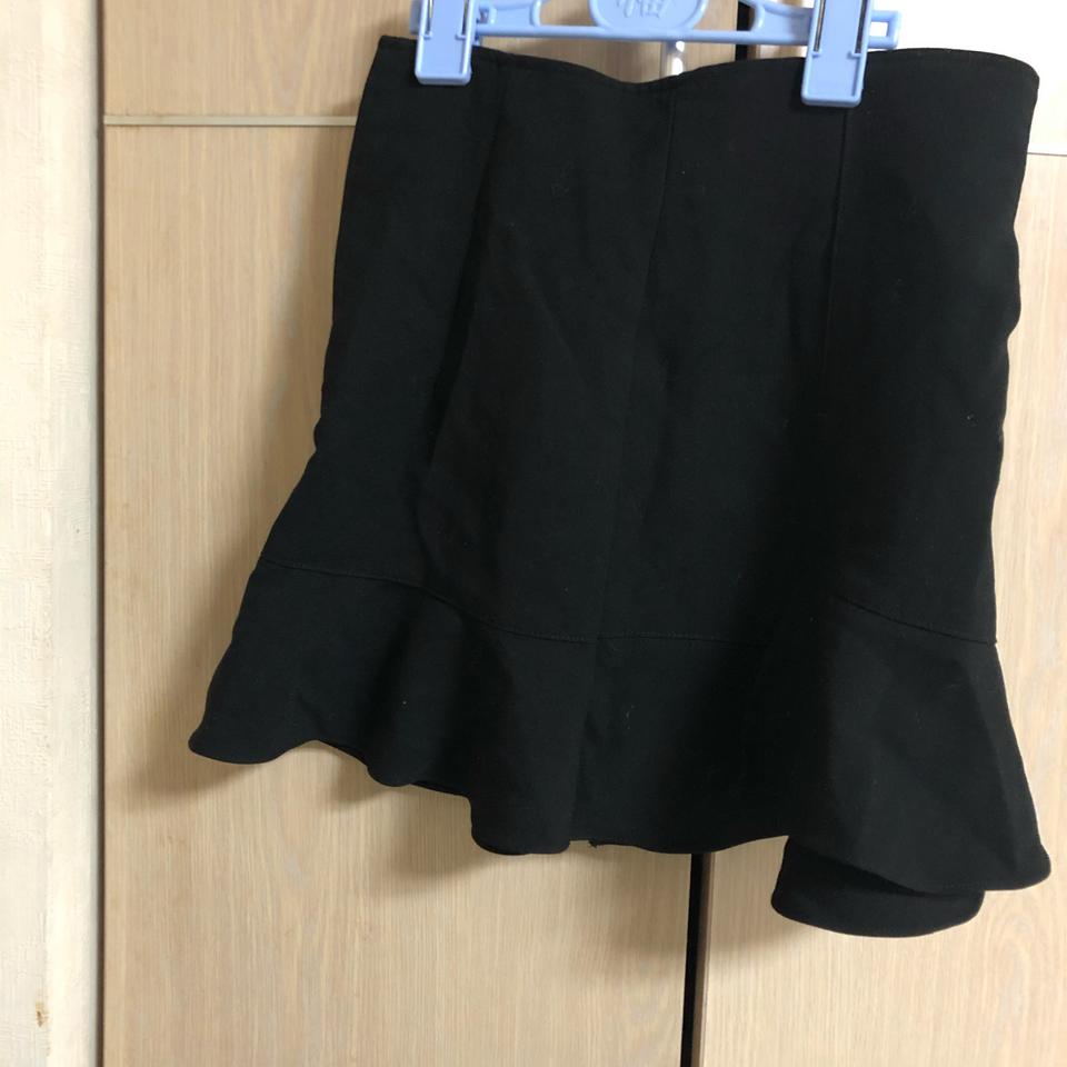 핏라인 예술 치마