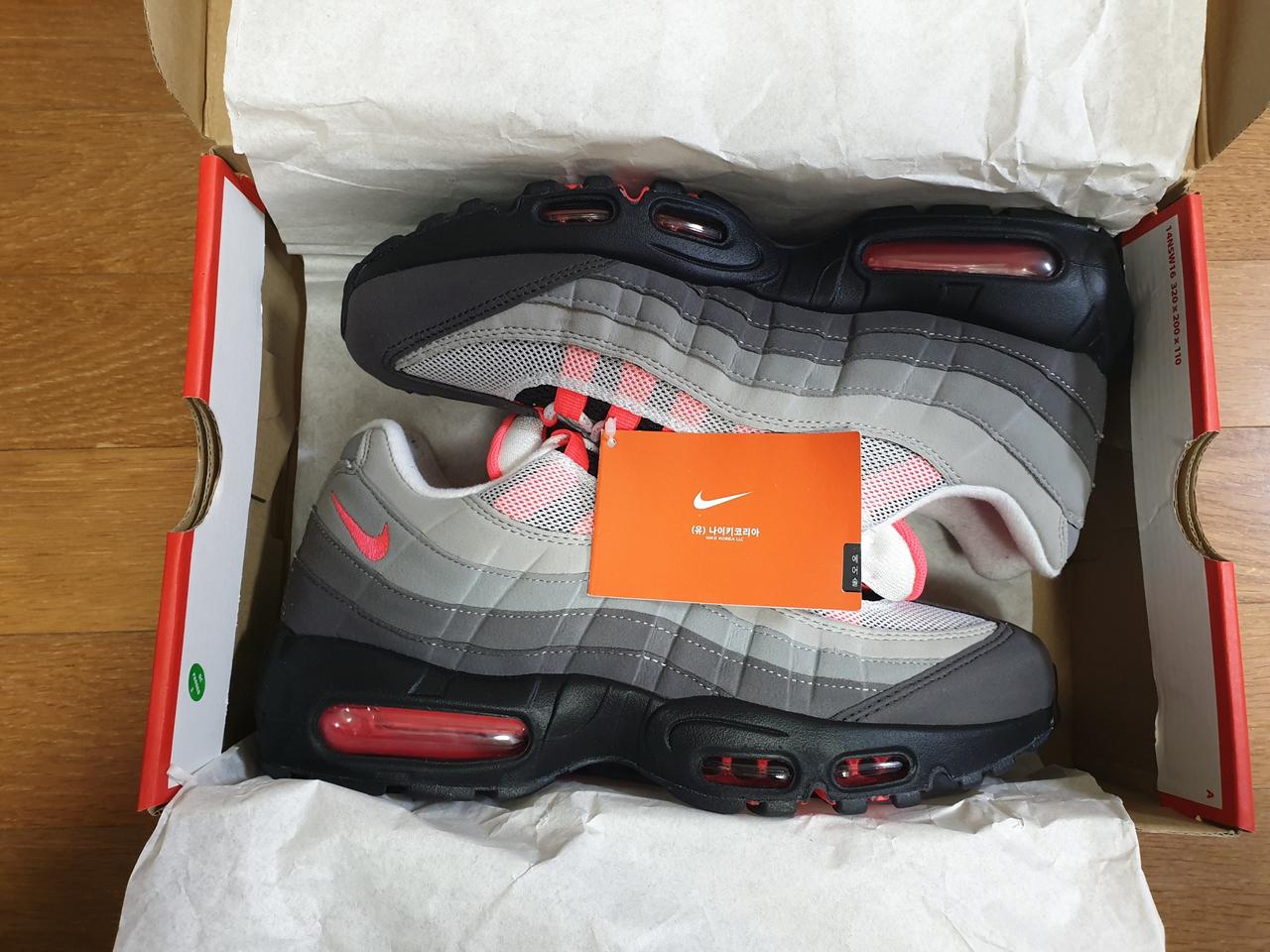 나이키 에어맥스95 OG 솔라레드