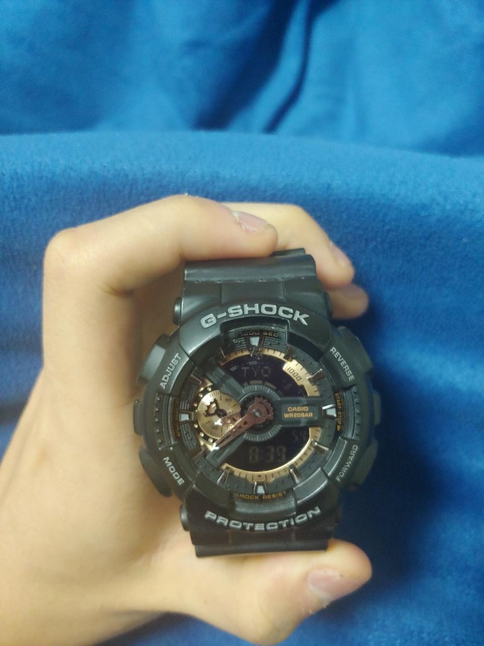 지샥 G-SHOCK 빅페이스 로즈골드 완전방수 JD GA-11 팝니다.