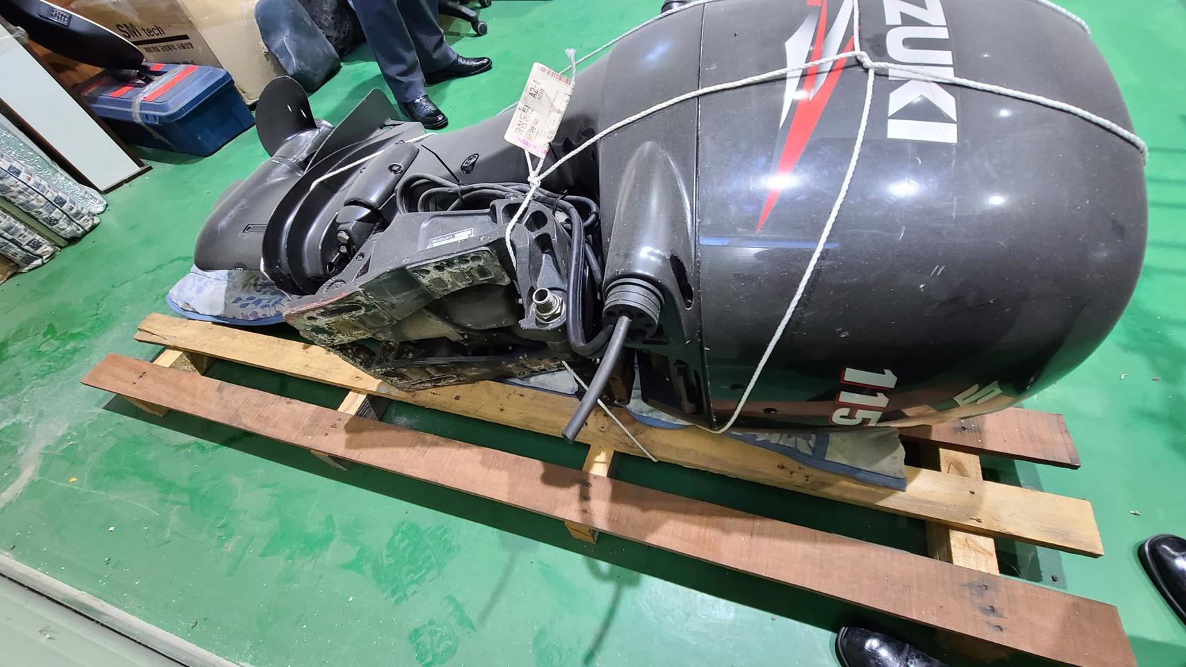 보트 모터 판매 합니다