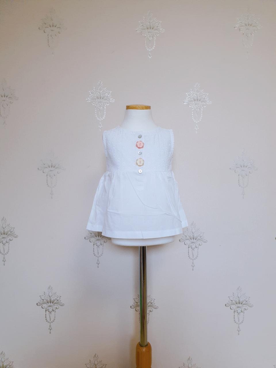 아동복5호)왕단추 펀칭 블라우스