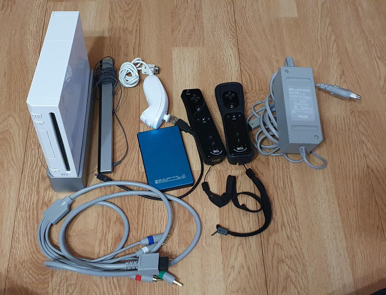 닌텐도 위 2인셋 하드로더 팝니다