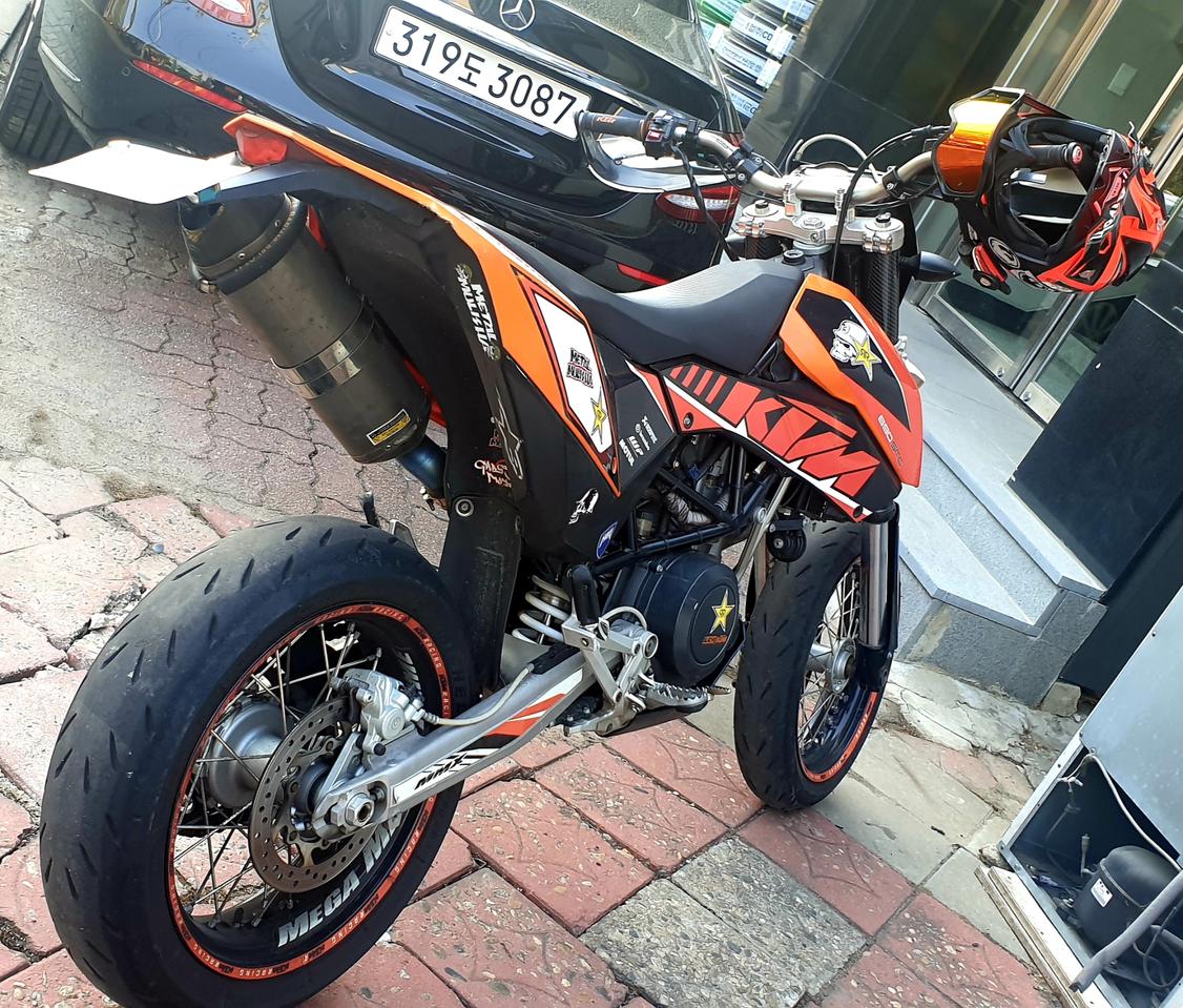 ktm690smc