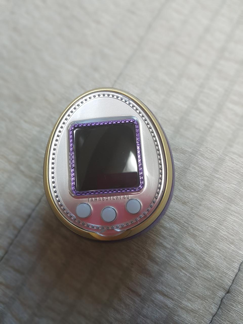 다마고치 포유 4U 판매합니다