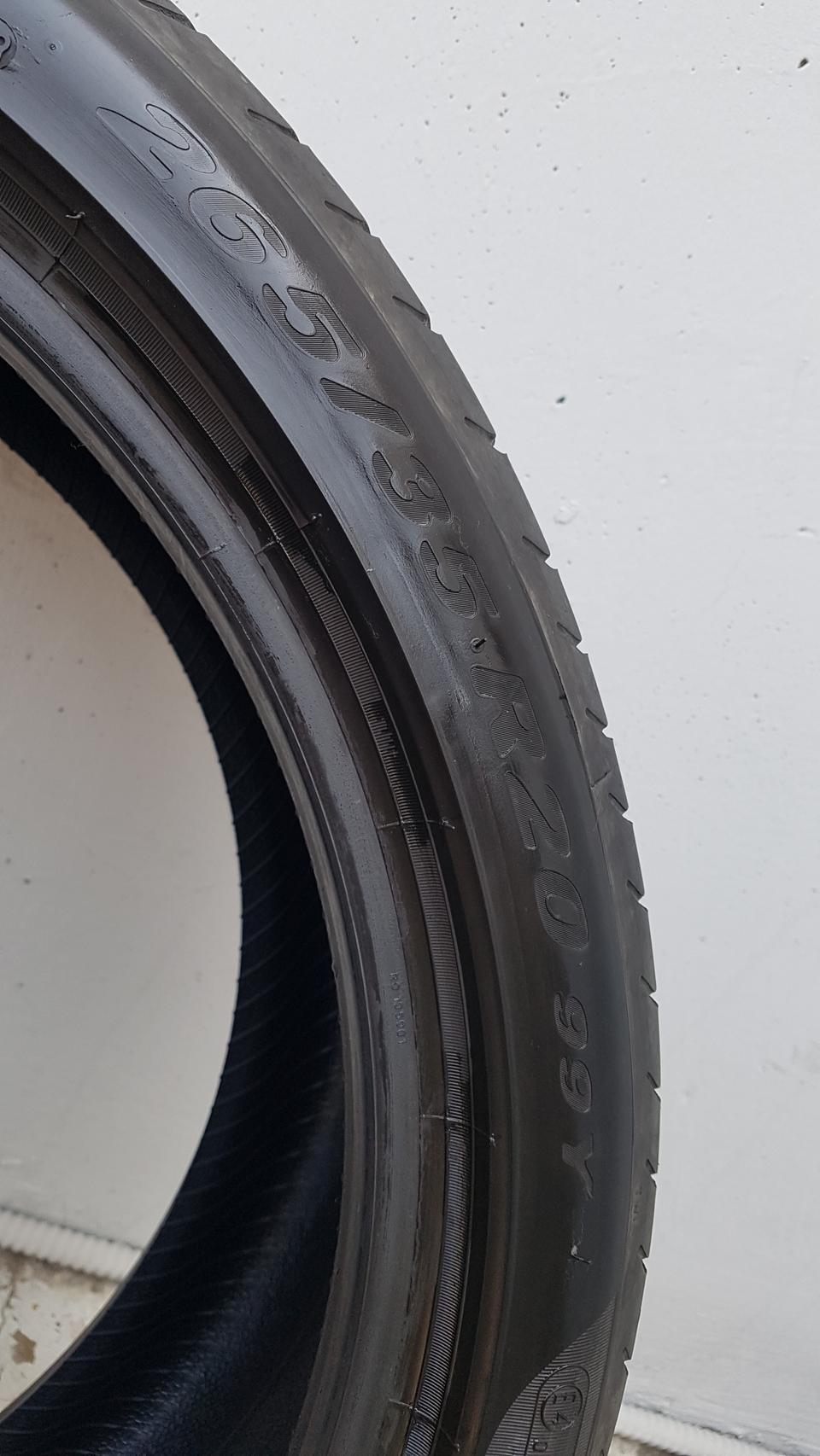 피럴리 피제로 265  35  20