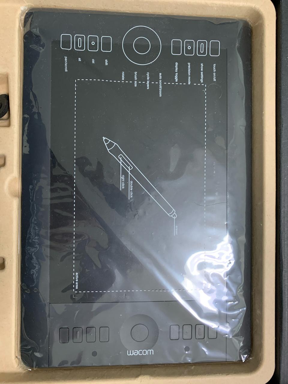 Wacom tablet INTUOS pro pth 651