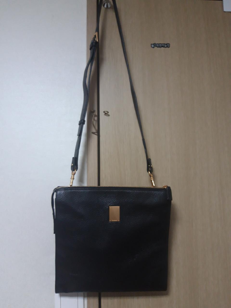 쿠론  남자 가죽 크로스가방