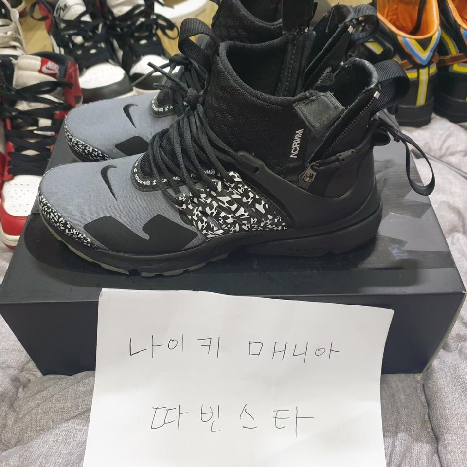 <정품>나이키 에어프레스토 아크로님 245