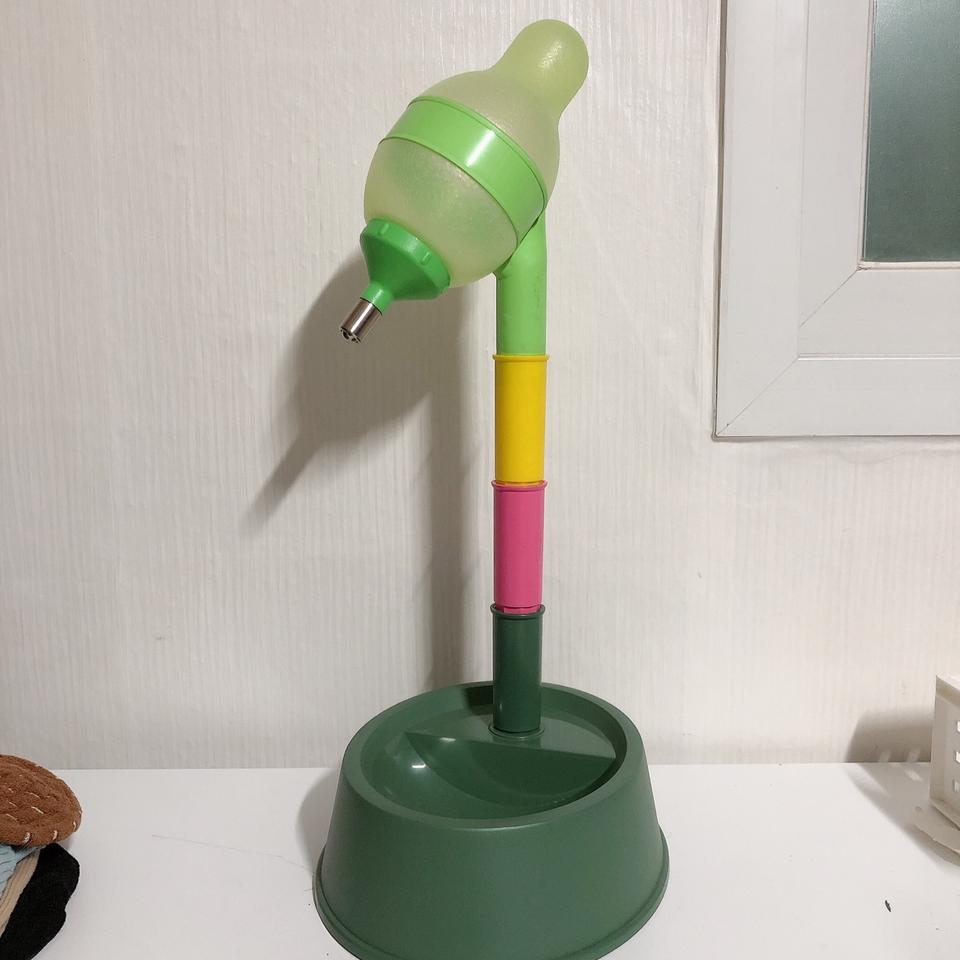 반려동물 급수기 높낮이 조절 가능