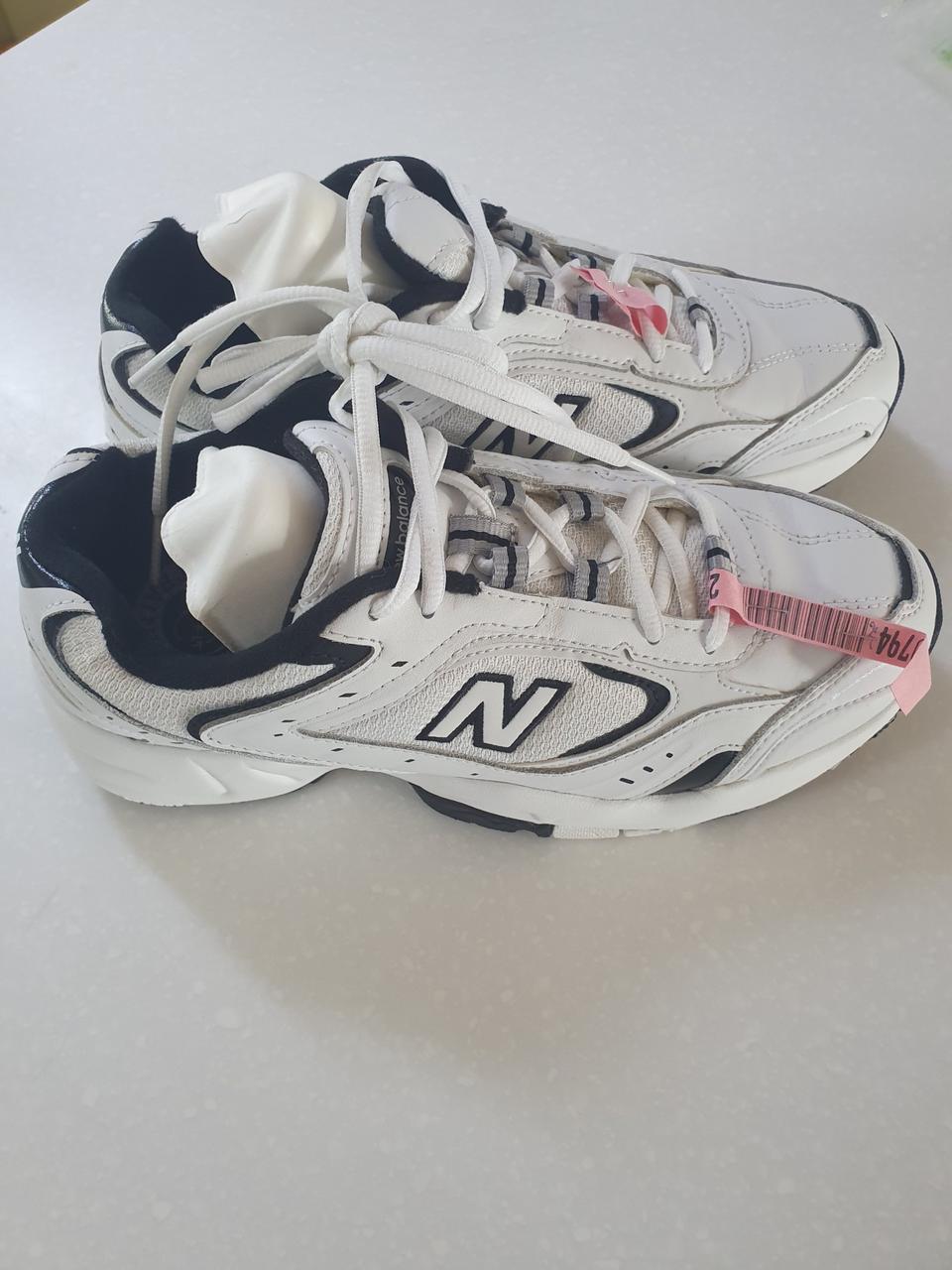 뉴발란스 255size