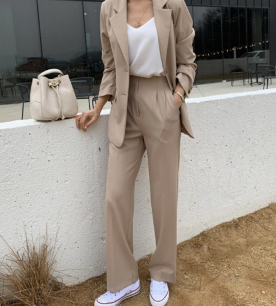 베이지 셋업 위아래 세트 세미정장