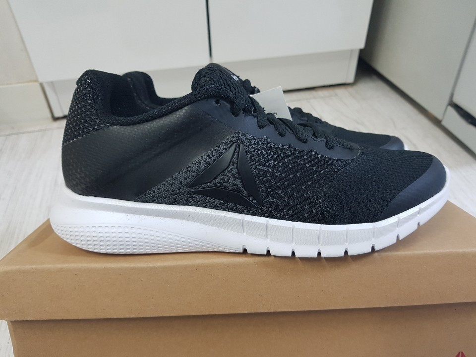 리복 운동화 260,270 새상품 정품 무료배송 절충불가