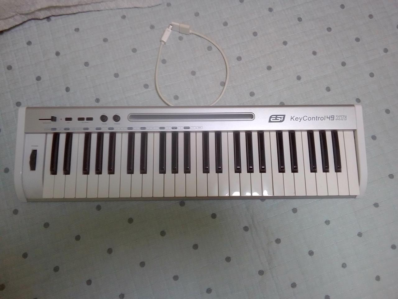 마스터키보드 ESI KeyControl49 XTi 판매핮니다!