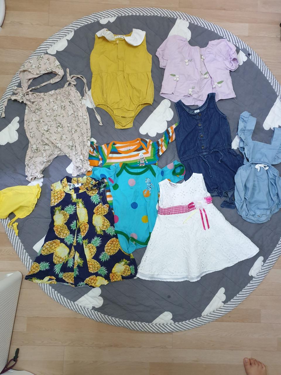 돌 전후 옷들 9벌일괄