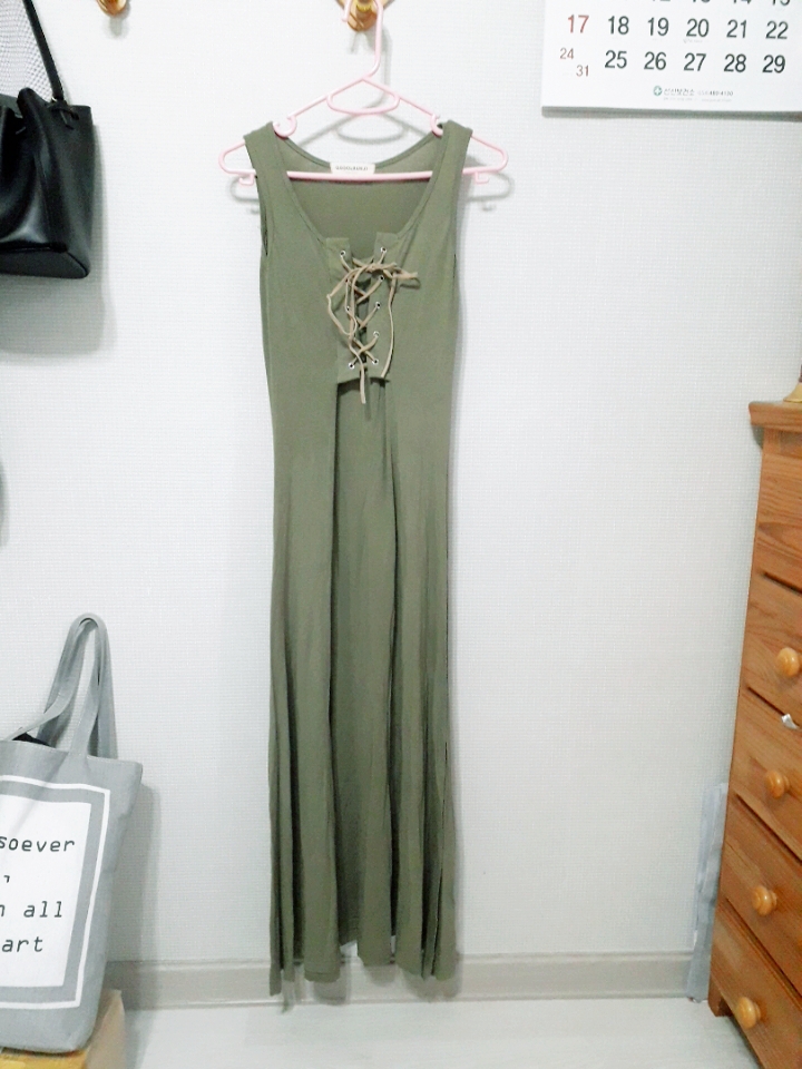 가슴끈 롱원피스