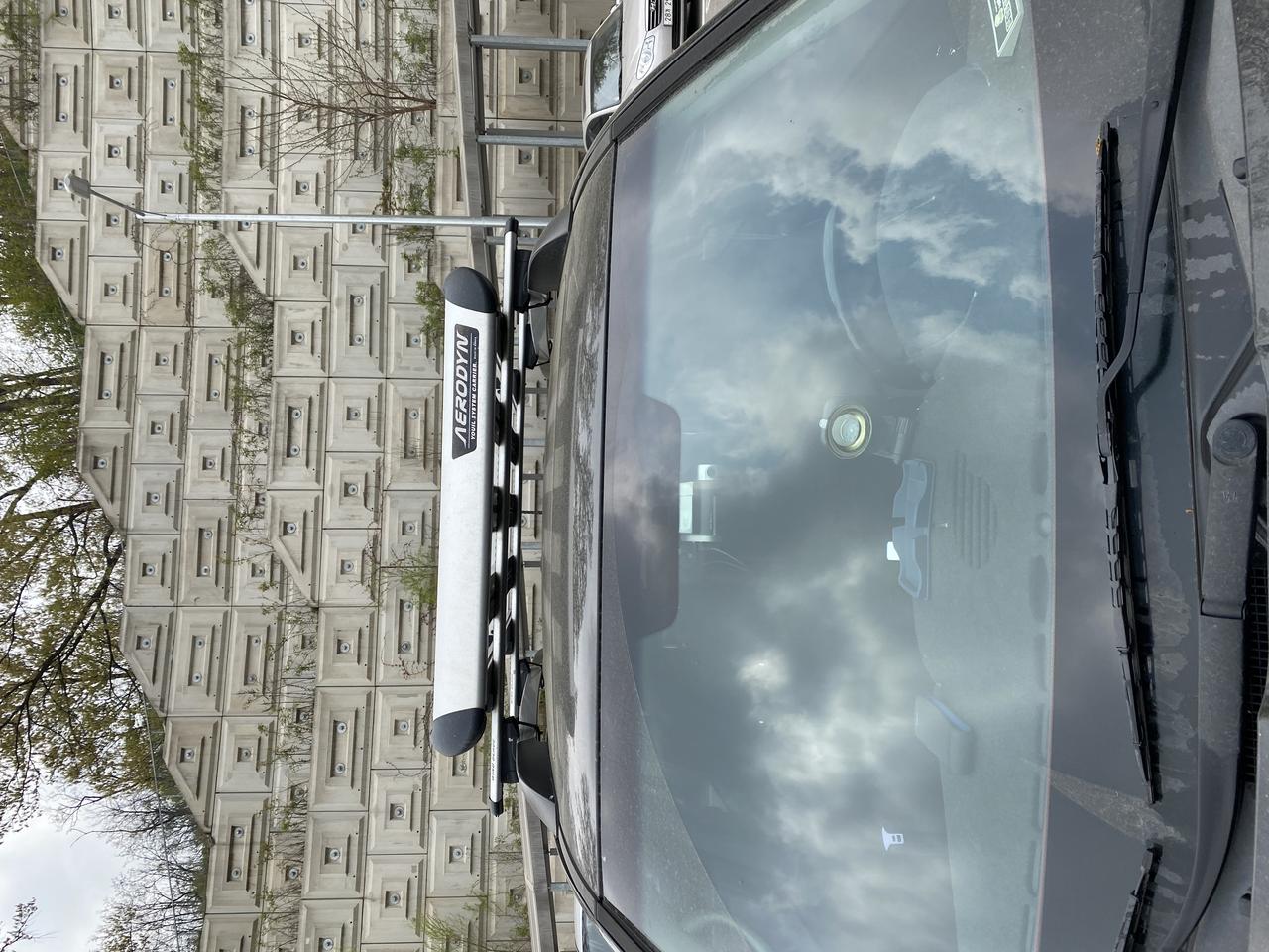 유일 루프탑 + 가로바 + 루프백 합 40에 팝니다