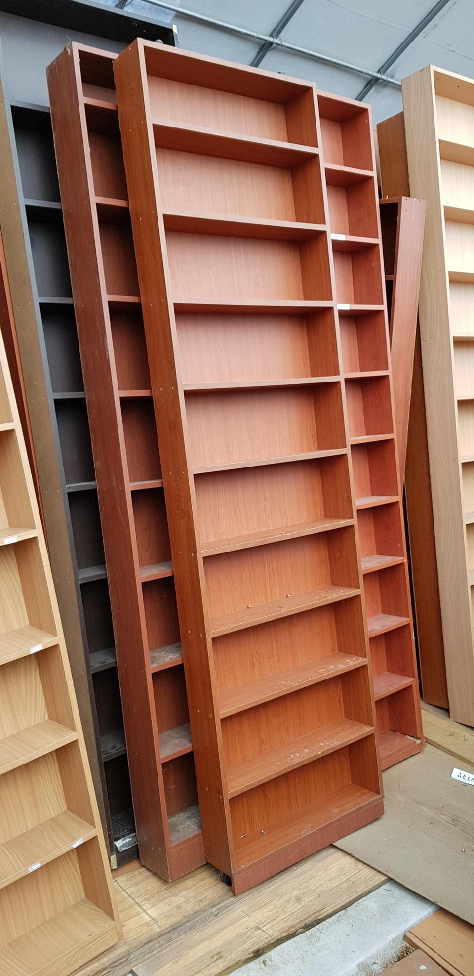 만화방책장 770개 개당2만원 대형책장 칸막이대용 선반 장식장 진열장