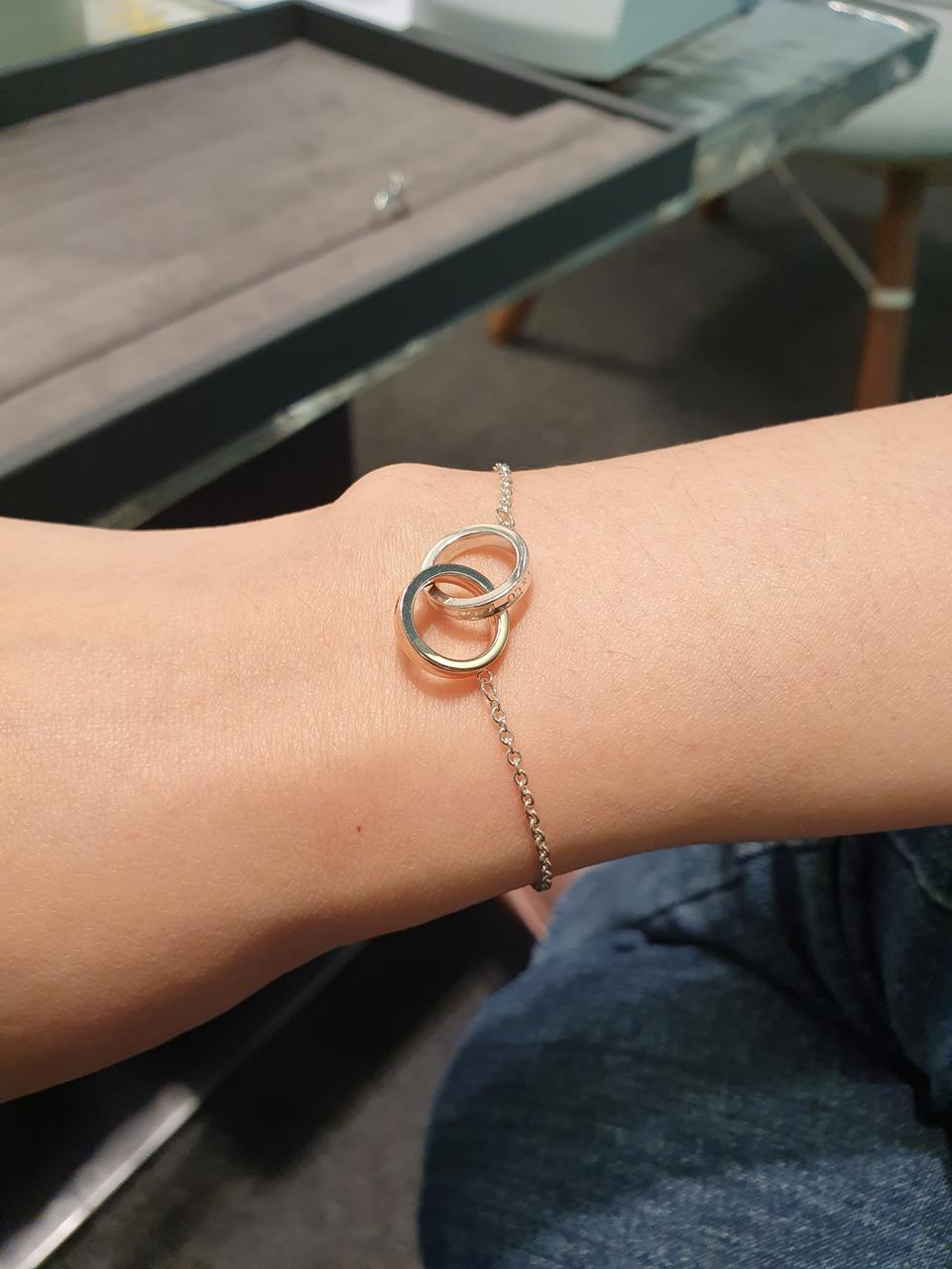 티파니 더블인터라킹 팔찌