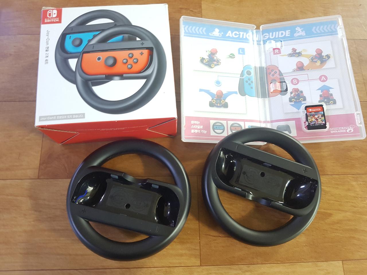 마리오카트8,  정품핸들 팝니다.