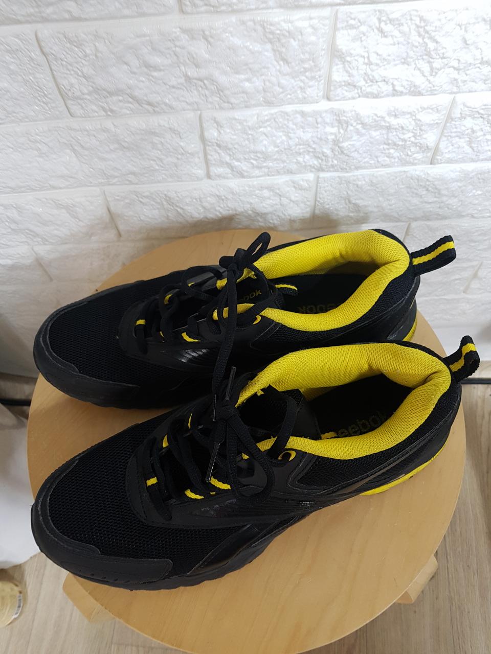 리복 정품 런닝화.운동화