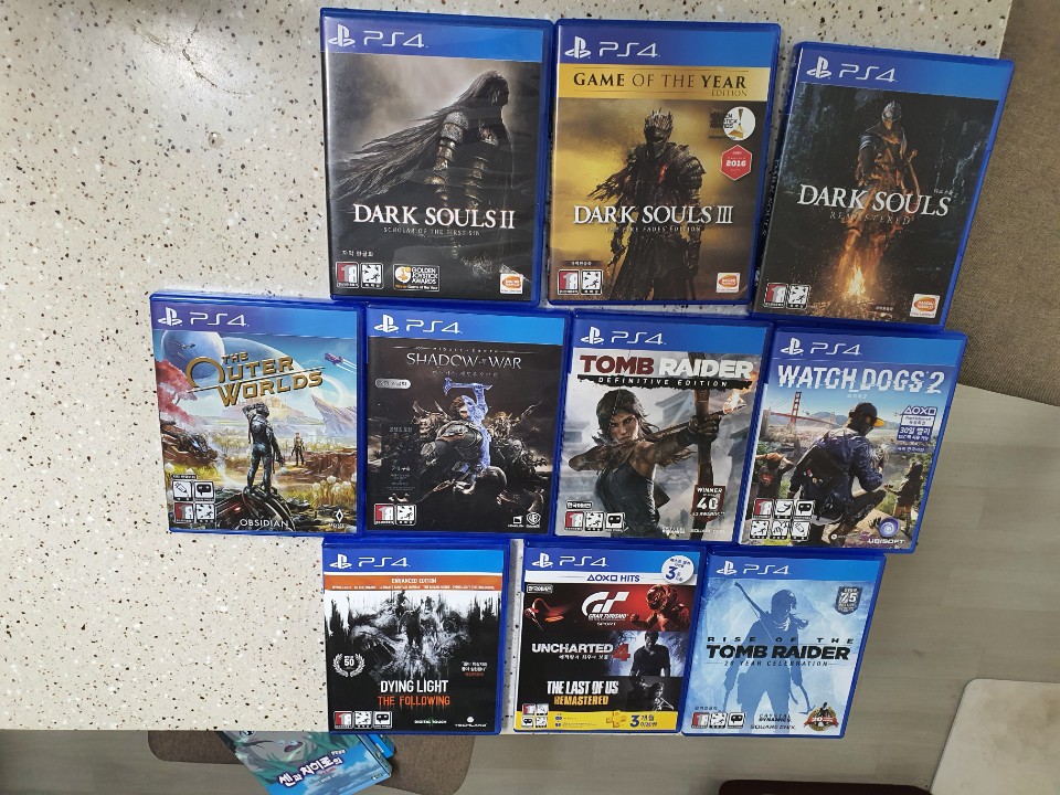 플스4 게임 타이틀 팝니다