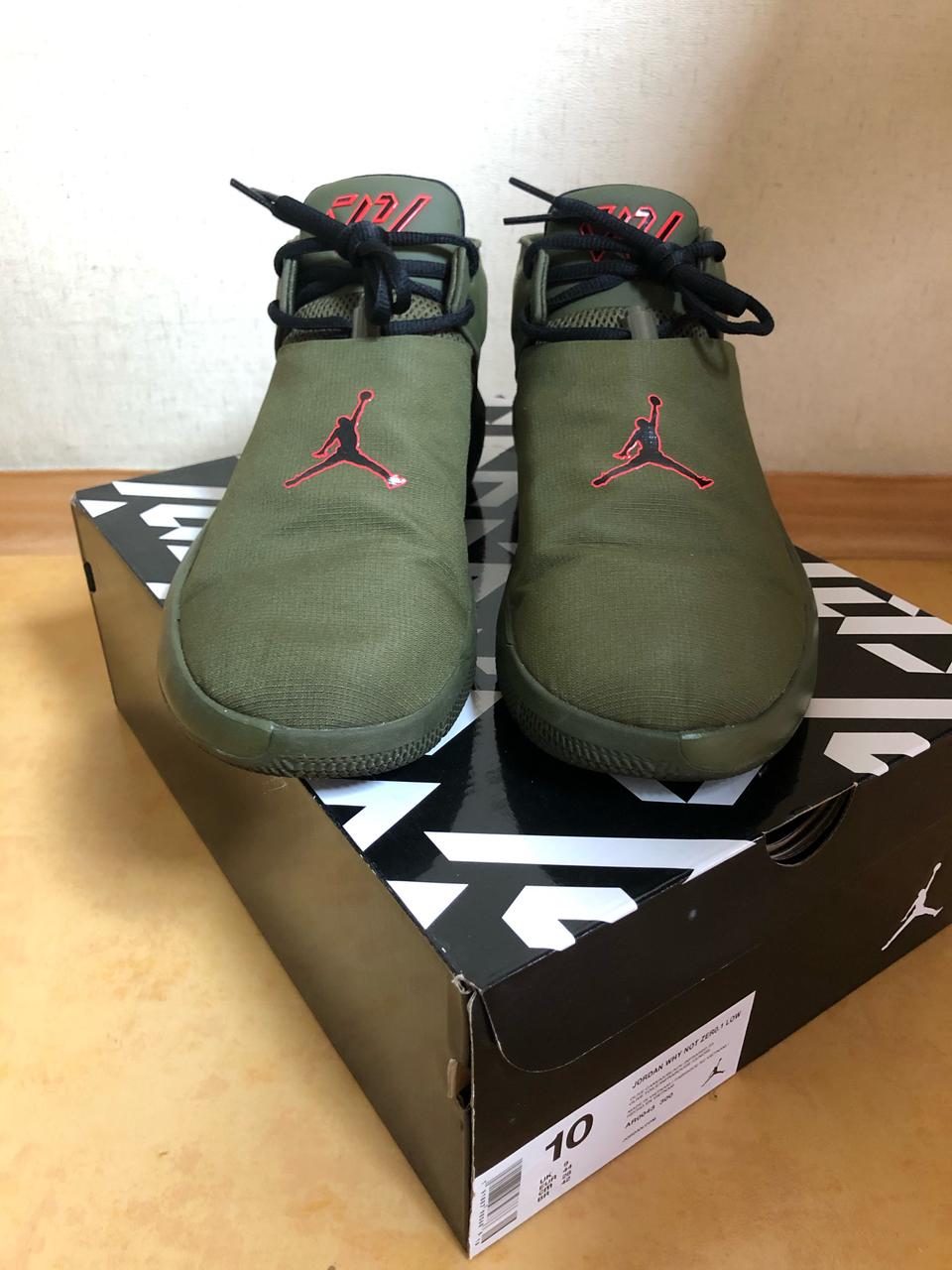 조던 와이낫제로 로우