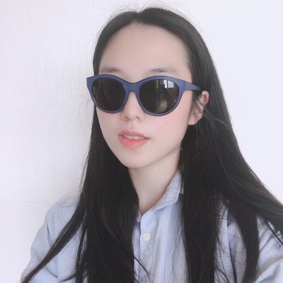 알마니 선글라스