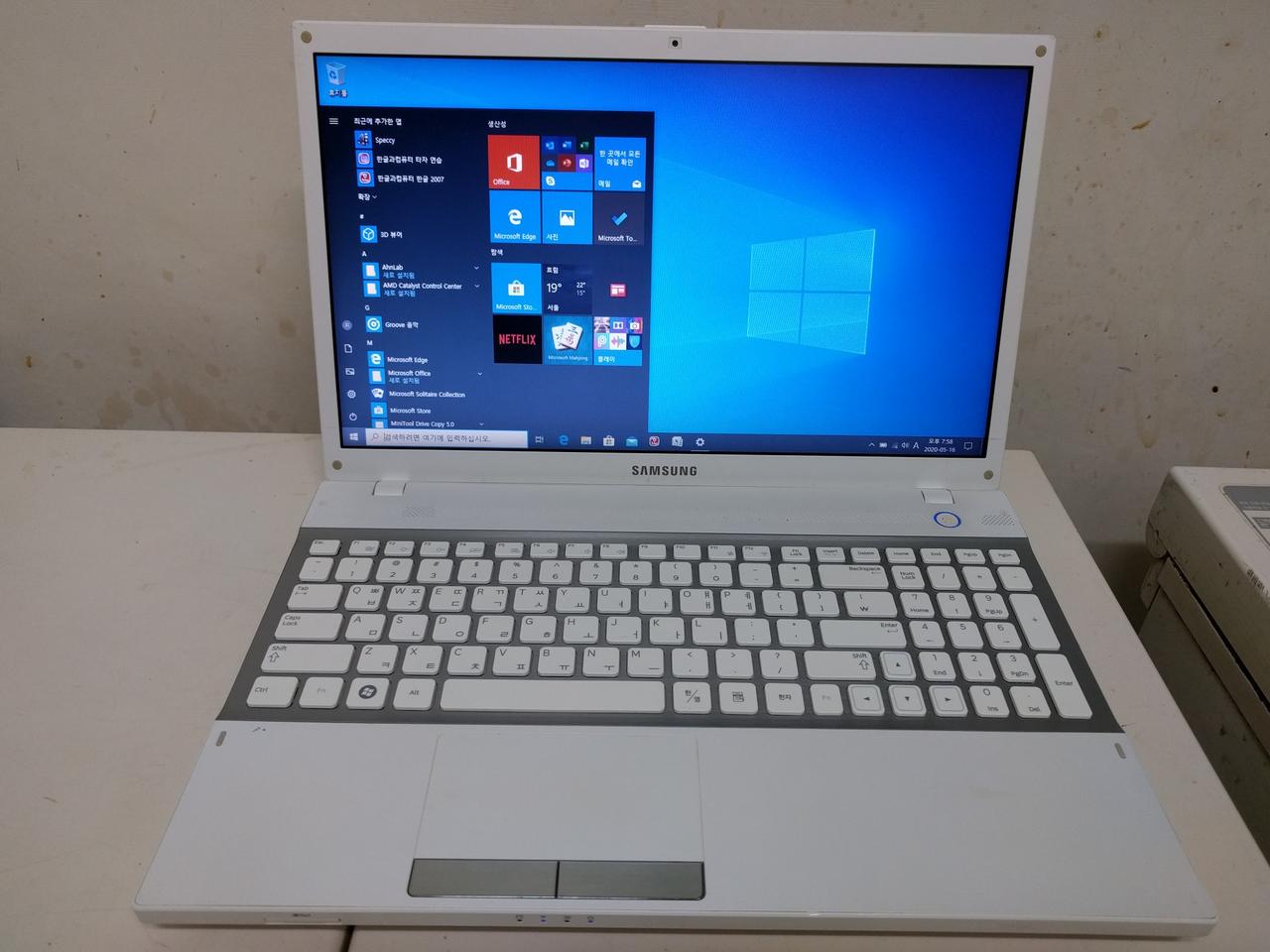 삼성NT305V5A S46J A4 3330MX RAM 4GB SSD 120GB