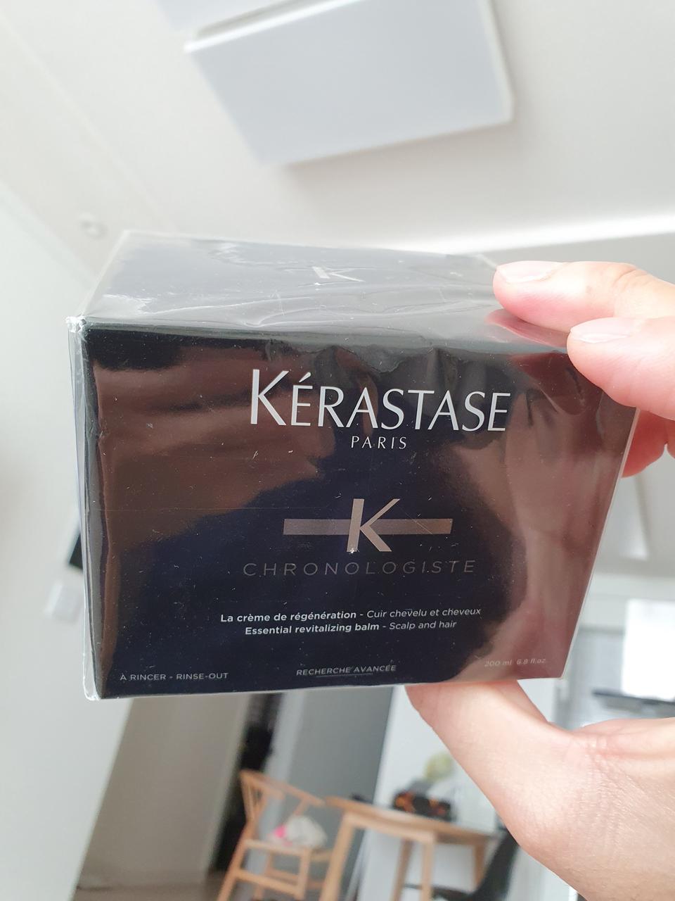 케라스타즈 크로놀로지스트 에센셜리바이탈라이징밤 200ml 미개봉새제품