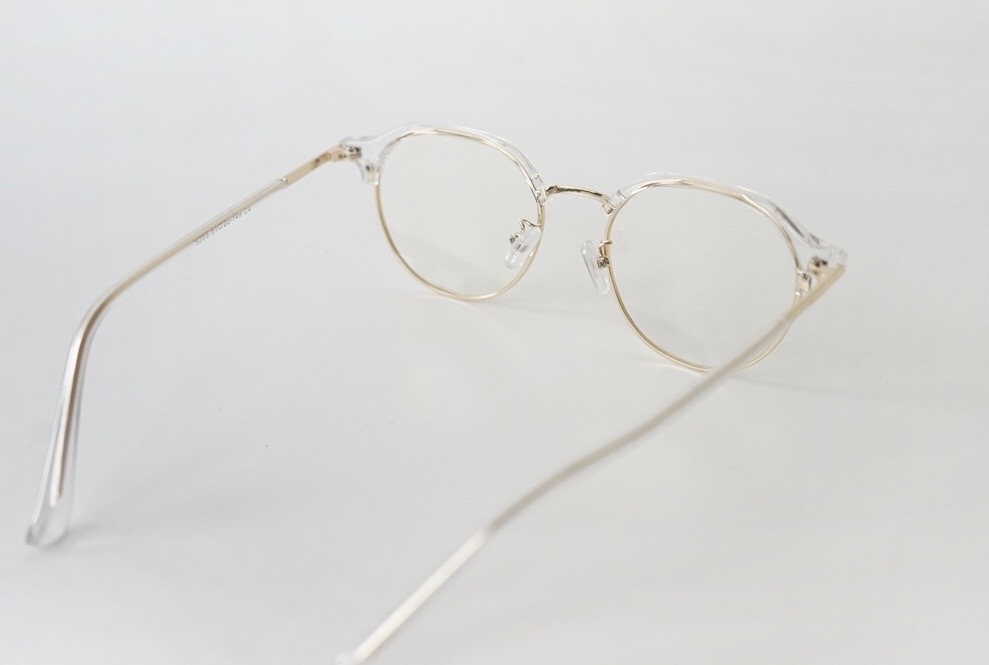 [새상품] 에프터먼데이 투명테 금테 안경 빈티지