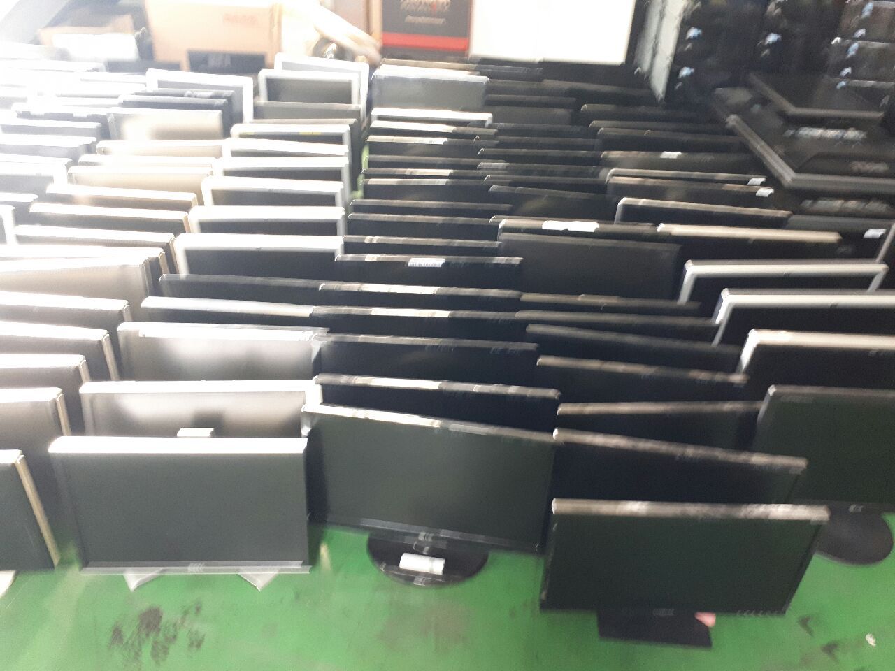 각종중고모니터 크기별판매(15인치~27인치)