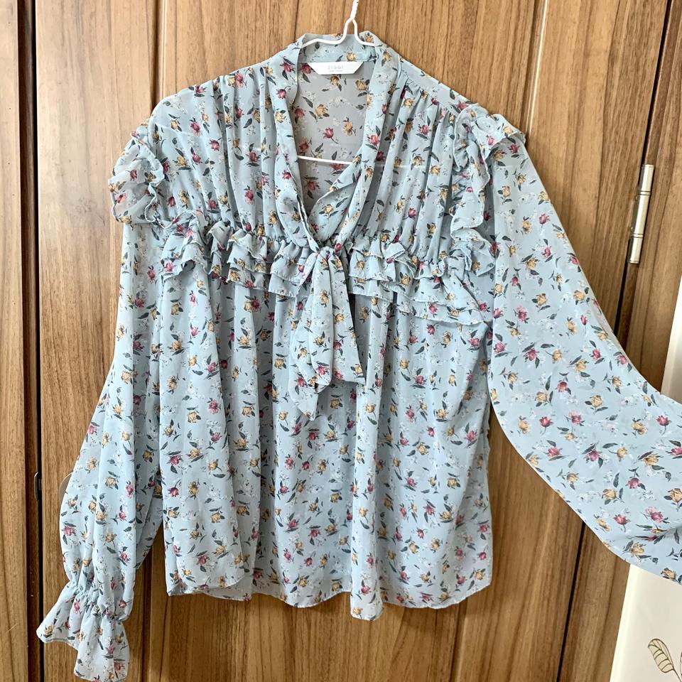 프릴 블라우스(새상품)