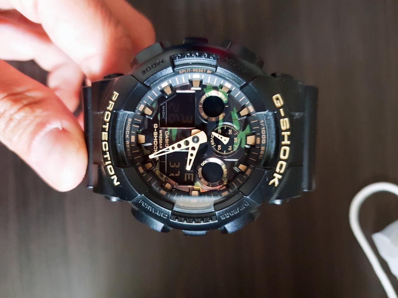 지샥 GA-100CF 판매합니다