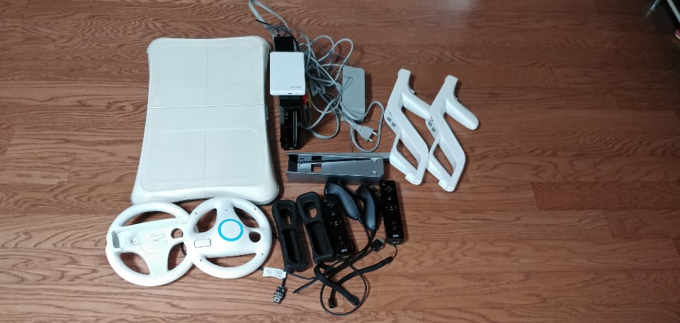 닌텐도 wii 팔아요!